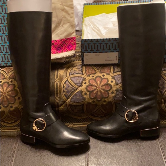 Authentic New Tory Burch Boots - Picture 4 of 7